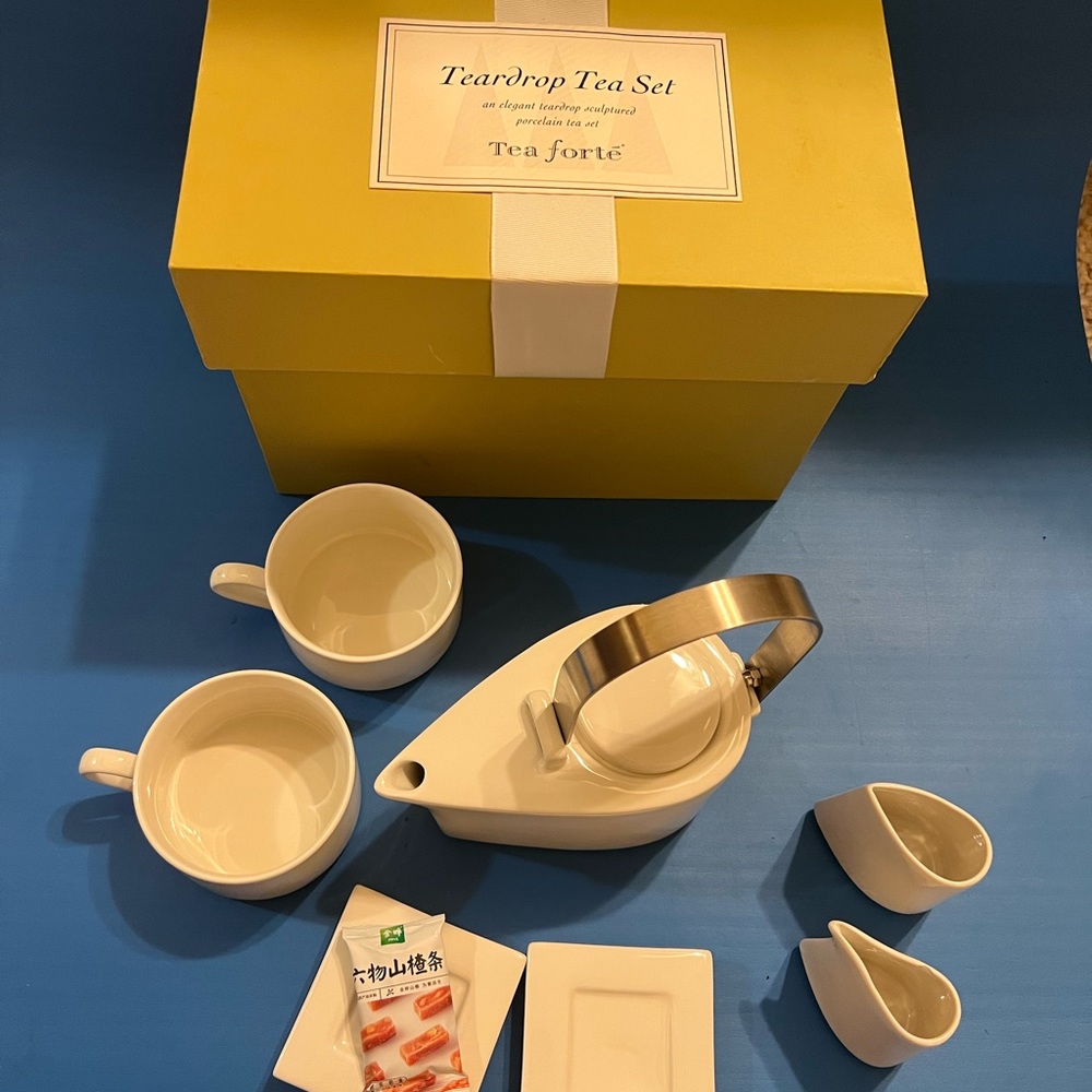 Tea Forte tea teardrop porcelain boxes TEA DROP TEA SET